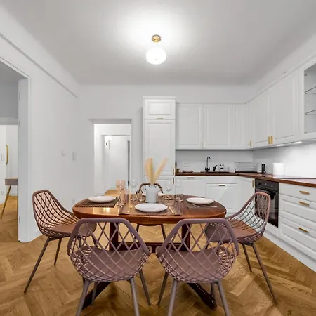 דירה Downtown - 82m2, Location - By Rentujemy ורשה