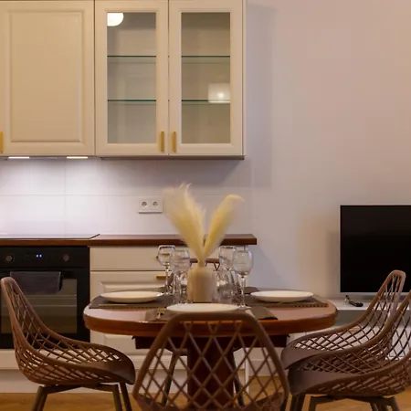 Downtown - 82m2, Location - By Rentujemy Apartment *