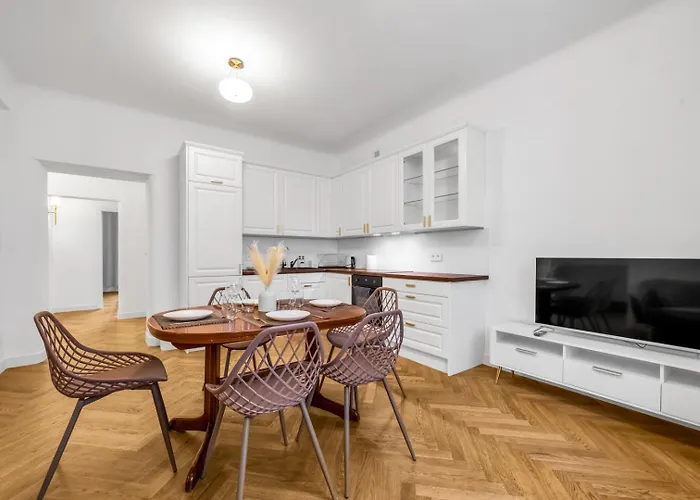 Downtown - 82m2, Location - By Rentujemy