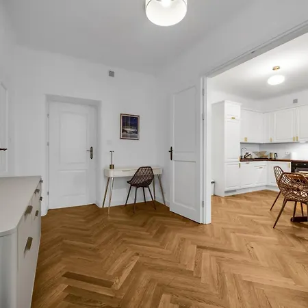 Apartamento Downtown - 82m2, Location - By Rentujemy Varsóvia
